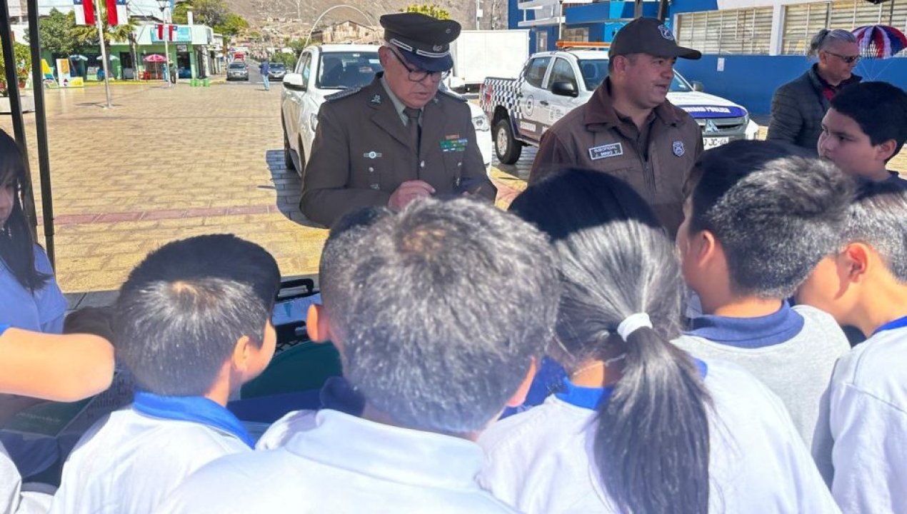 /local/taltal-fonda-preventiva-para-reforzar-la-seguridad-en-fiestas-patrias