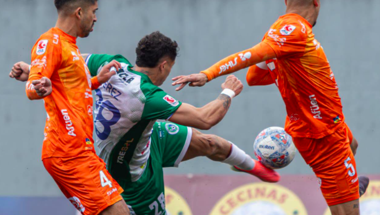 /deportes/deportes-puerto-montt-freno-al-lider-cobreloa-pero-no-logro-descontar
