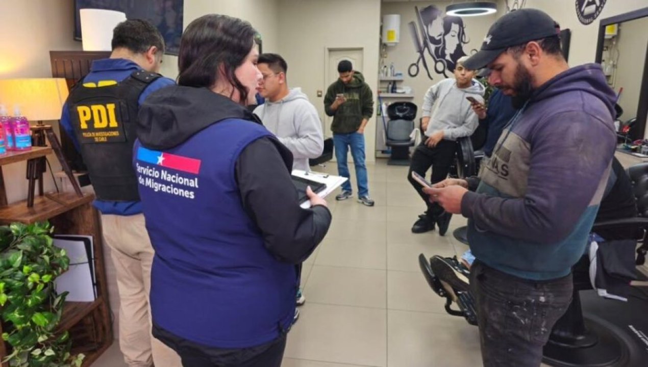 /local/operativo-migratorio-en-alerce-tres-extranjeros-fueron-denunciados-por