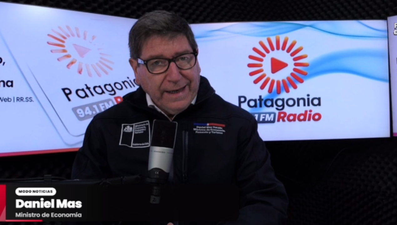 /ministro-daniel-mas-puerto-montt-empleo-inversion-salmon