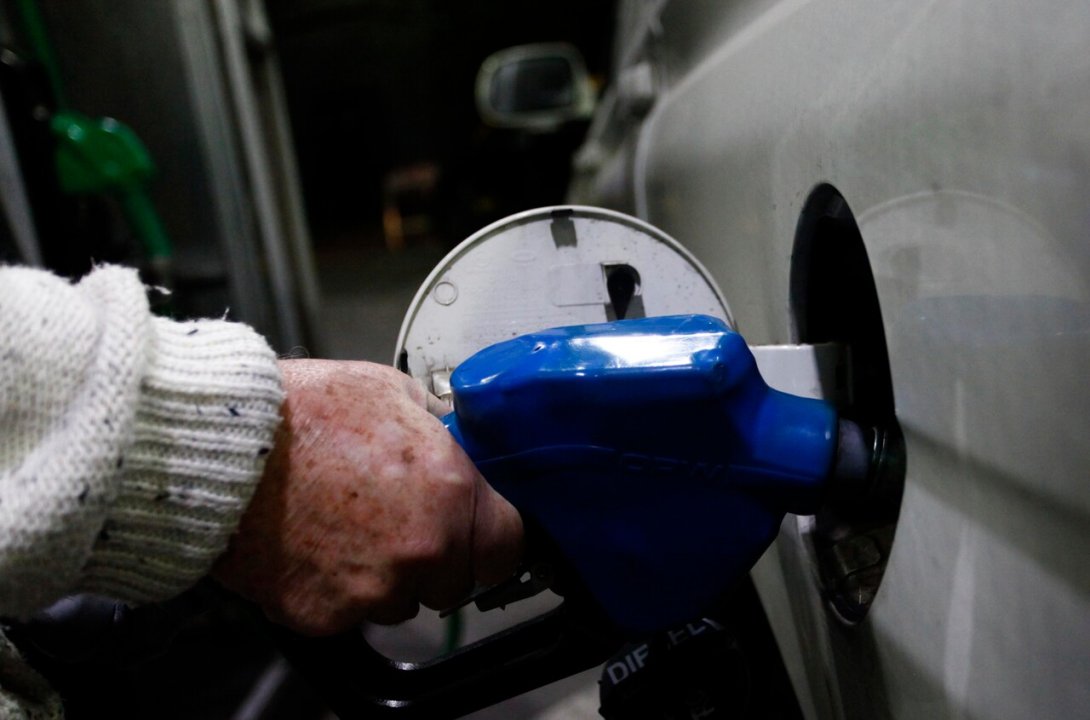 /actualidad/diputado-propone-eliminar-impuesto-especifico-a-los-combustibles-para