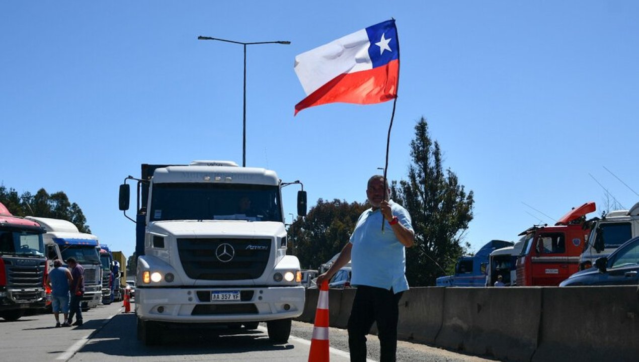 /actualidad/camioneros-de-chile-cualquier-nuevo-aumento-en-el-diesel-hara-inevitable